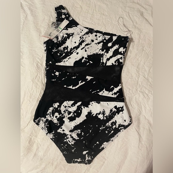 CARMEN MARC VALK
SWIMWEAR - Picture 5 of 8